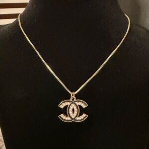 Chanel Gold Necklace with Faux Pearl Accents